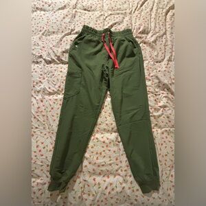 Olive Zamora Jogger  Scrub Pants (Small Petite)